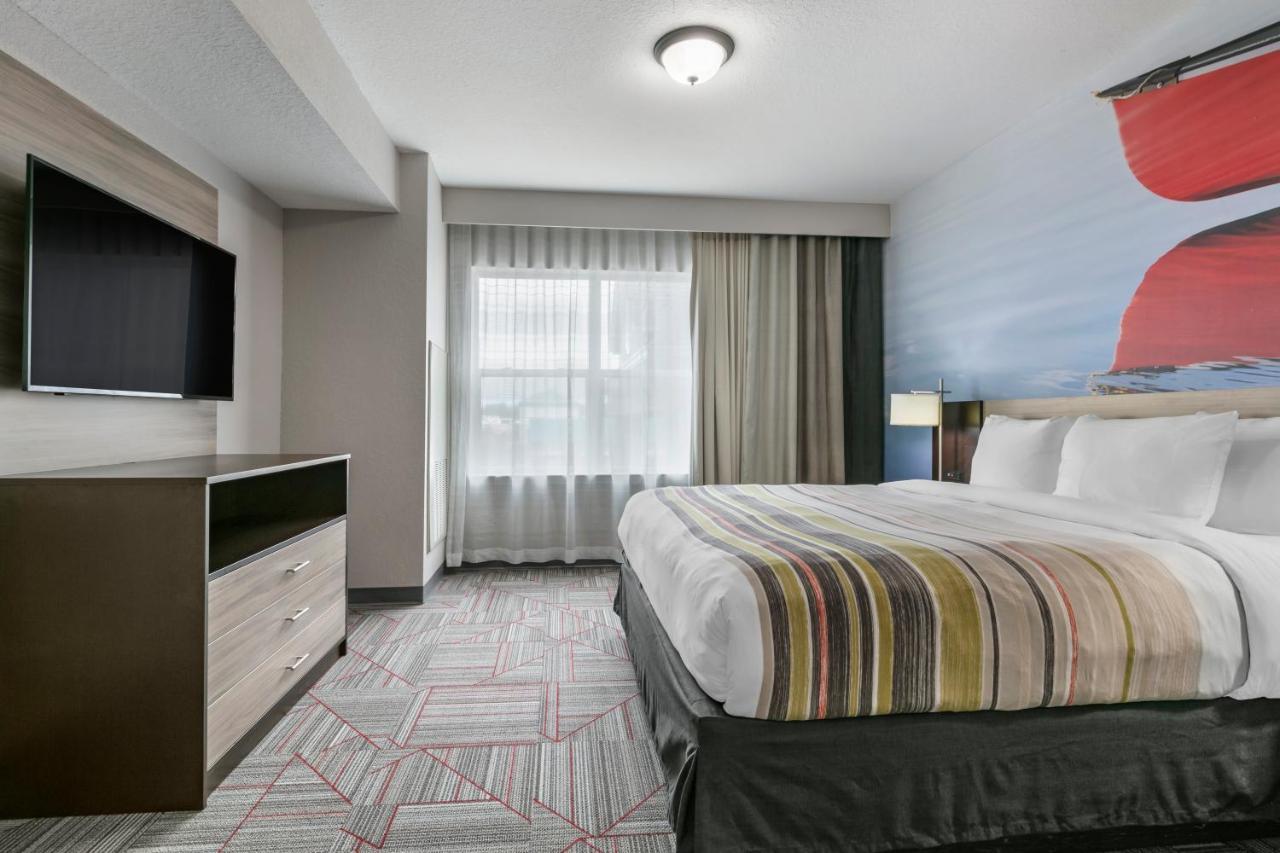 فندق Clarion Pointe Columbus-Bradley Park المظهر الخارجي الصورة