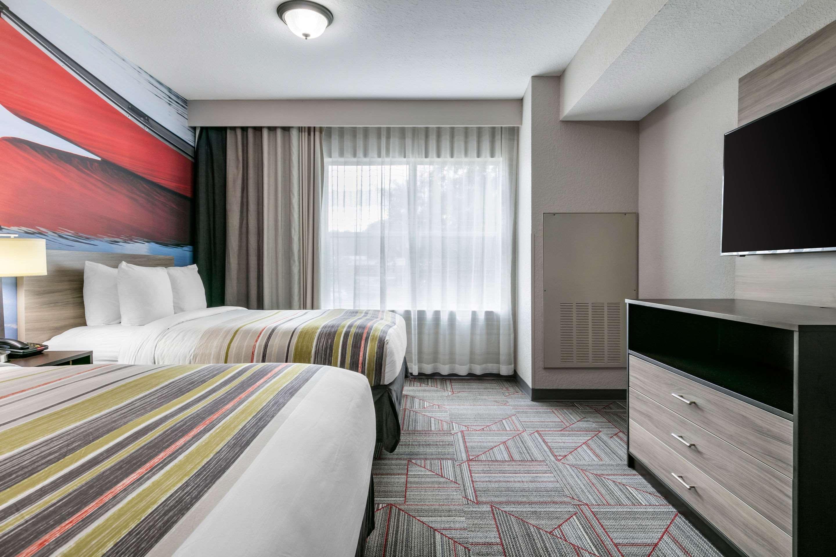 فندق Clarion Pointe Columbus-Bradley Park المظهر الخارجي الصورة