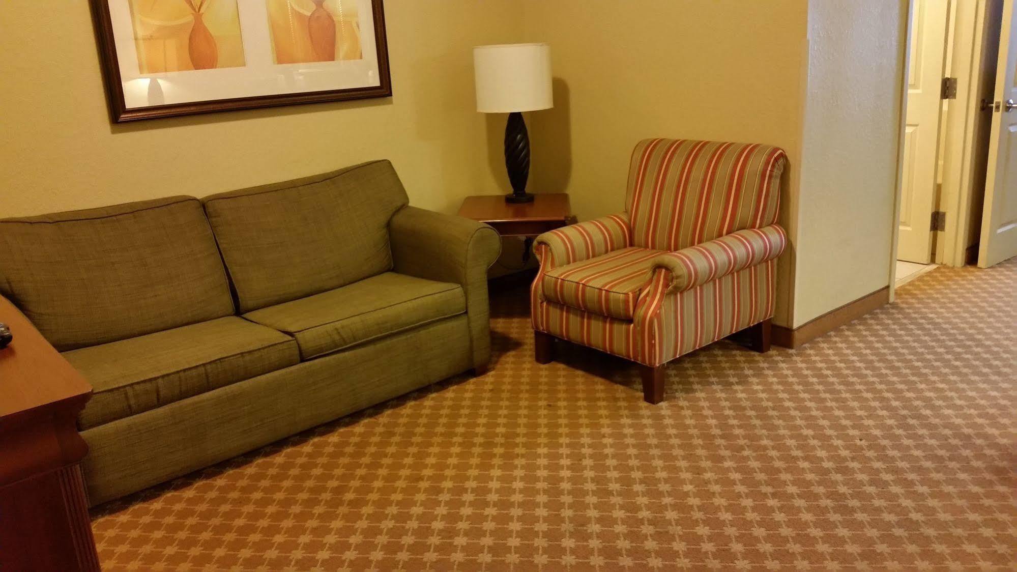 فندق Clarion Pointe Columbus-Bradley Park المظهر الخارجي الصورة
